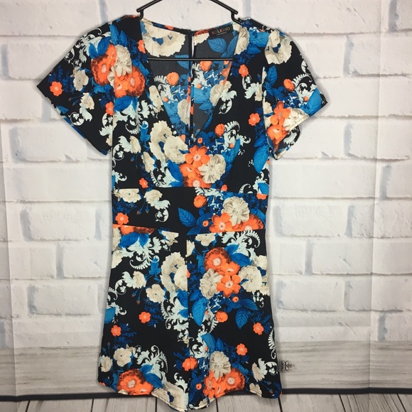 ❗️$15 SALE — Solemio Floral Romper - Picture 2 of 8
